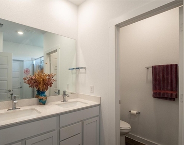 14020 Neskar Dr - Photo Thumbnail 4