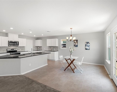 117 W Point Way - Photo Thumbnail 4