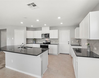 117 W Point Way - Photo Thumbnail 1
