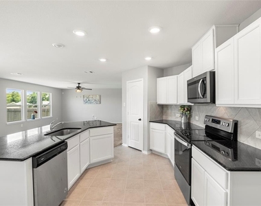 117 W Point Way - Photo Thumbnail 2