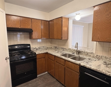 1508 Charolais Dr - Photo Thumbnail 3