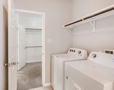 170 Silver Glen Dr - Photo Thumbnail 21