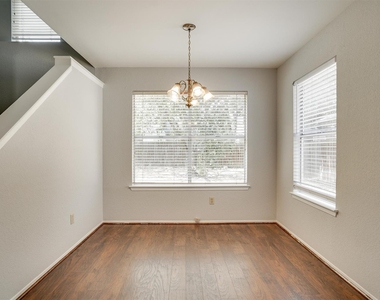 12716 Margit Dr - Photo Thumbnail 9