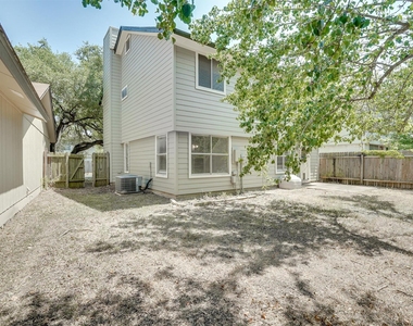 12716 Margit Dr - Photo Thumbnail 19