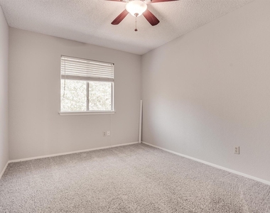 12716 Margit Dr - Photo Thumbnail 14