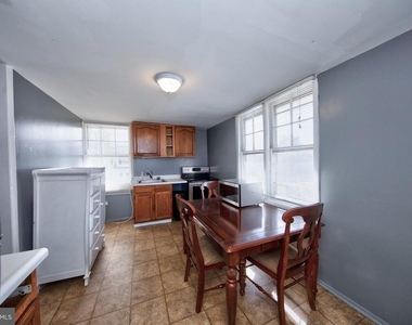 502 South Main Street - Photo Thumbnail 9