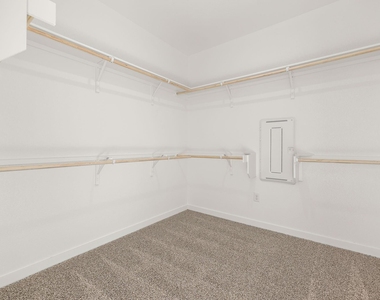 212 Mystic Canyon Ln - Photo Thumbnail 18