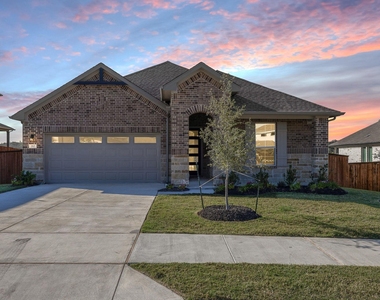 212 Mystic Canyon Ln - Photo Thumbnail 1