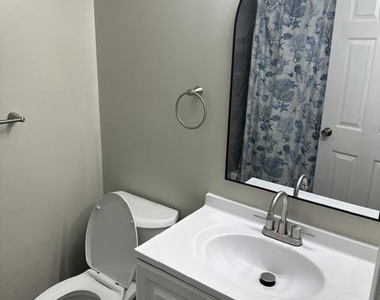42 Rocky Brook Court - Photo Thumbnail 8