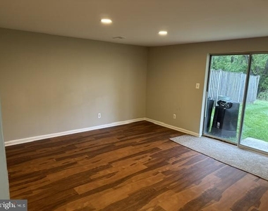 42 Rocky Brook Court - Photo Thumbnail 5