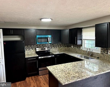 42 Rocky Brook Court - Photo Thumbnail 12