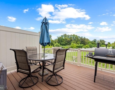 4600 Gough Street - Photo Thumbnail 11