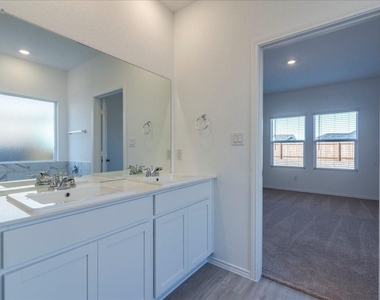 214 Magalia Ln - Photo Thumbnail 17