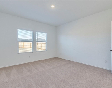 214 Magalia Ln - Photo Thumbnail 14