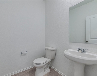 214 Magalia Ln - Photo Thumbnail 22