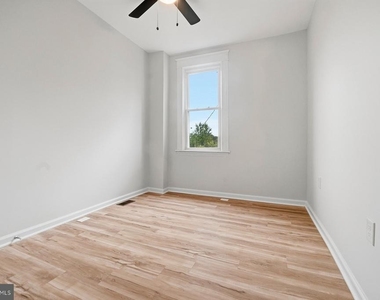 4953 Edgemere Avenue - Photo Thumbnail 23