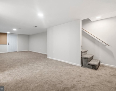 4953 Edgemere Avenue - Photo Thumbnail 25