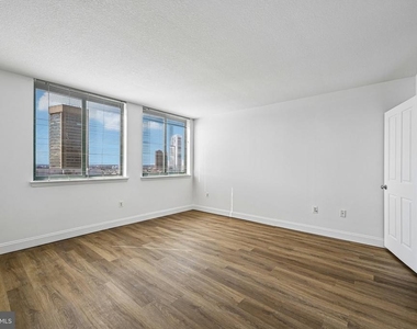 414 Water Street - Photo Thumbnail 21