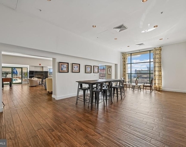 414 Water Street - Photo Thumbnail 45