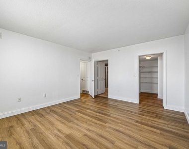 414 Water Street - Photo Thumbnail 15