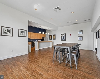 414 Water Street - Photo Thumbnail 46