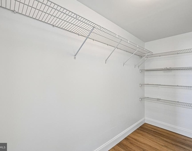 414 Water Street - Photo Thumbnail 17