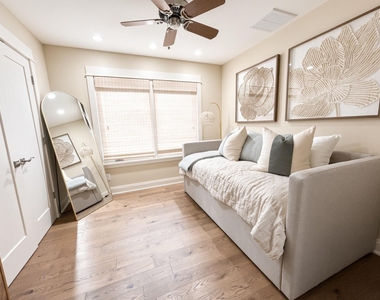 3004 Edgewater Dr - Photo Thumbnail 15