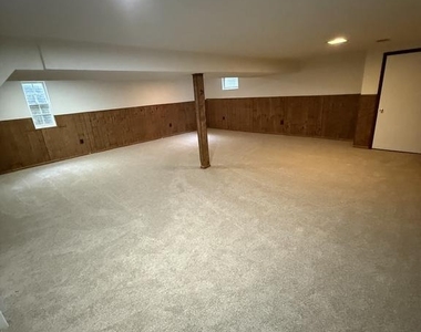 1734 Mayfair Place - Photo Thumbnail 5