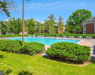 6509 Tapwood Court - Photo Thumbnail 21