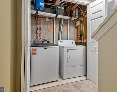 6509 Tapwood Court - Photo Thumbnail 18