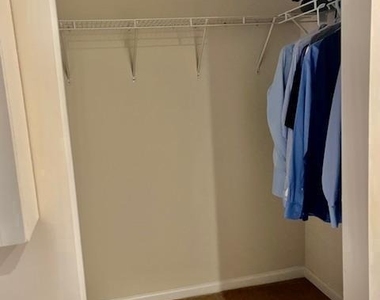 6279 Pebblebrook Drive - Photo Thumbnail 9