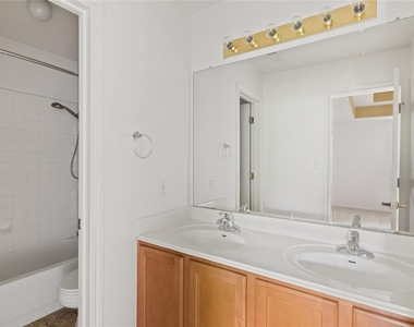 6623 Yaupon Dr - Photo Thumbnail 33