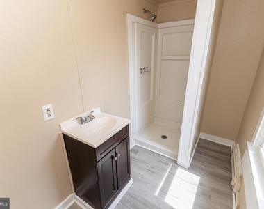 11 E 3rd Street - Photo Thumbnail 14