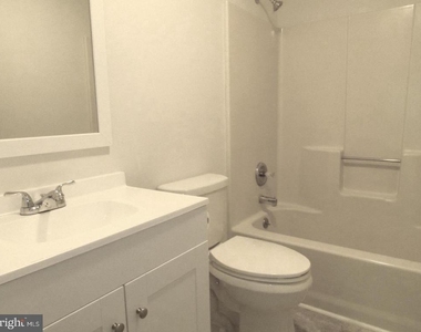 17555 Davis Road - Photo Thumbnail 15