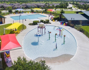 822 Wild Pecan Loop - Photo Thumbnail 30