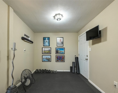 330 Southwind Rd - Photo Thumbnail 23
