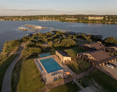 330 Southwind Rd - Photo Thumbnail 33