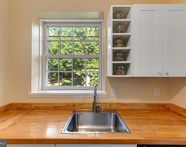 3711 39th Street Nw - Photo Thumbnail 8
