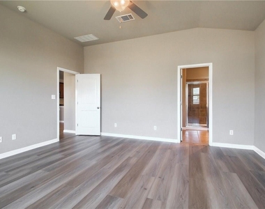 8120 Rosano St - Photo Thumbnail 15