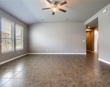 8120 Rosano St - Photo Thumbnail 4