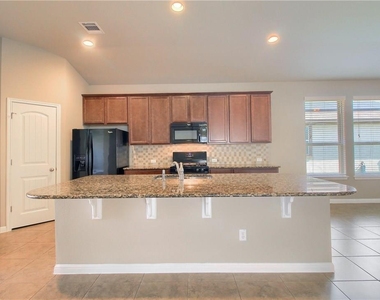 8120 Rosano St - Photo Thumbnail 10