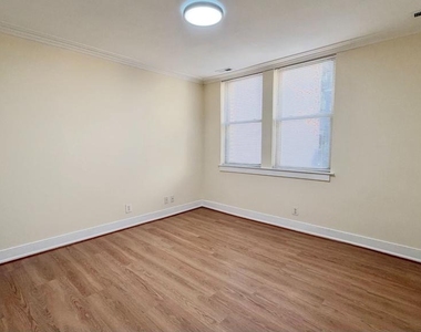 14 S St Ne - Photo Thumbnail 11