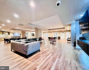 2111 Wisconsin Avenue Nw - Photo Thumbnail 21