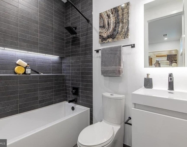 808 13th Street Ne - Photo Thumbnail 18
