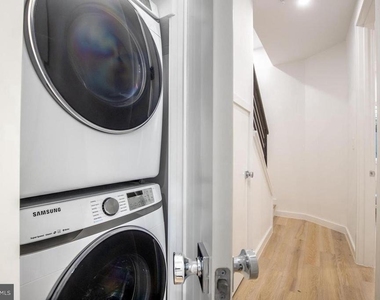 808 13th Street Ne - Photo Thumbnail 15