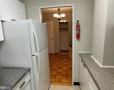 2475 Virginia Avenue Nw - Photo Thumbnail 11