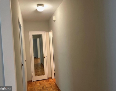 2475 Virginia Avenue Nw - Photo Thumbnail 14