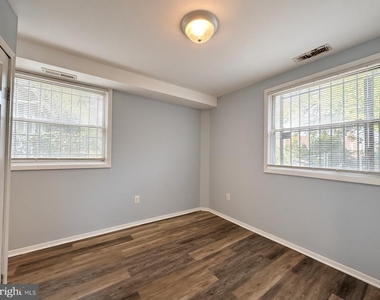 708 Alabama Avenue Se - Photo Thumbnail 12