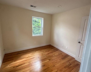 847 48th Street Ne - Photo Thumbnail 13