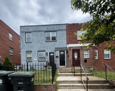 847 48th Street Ne - Photo Thumbnail 1